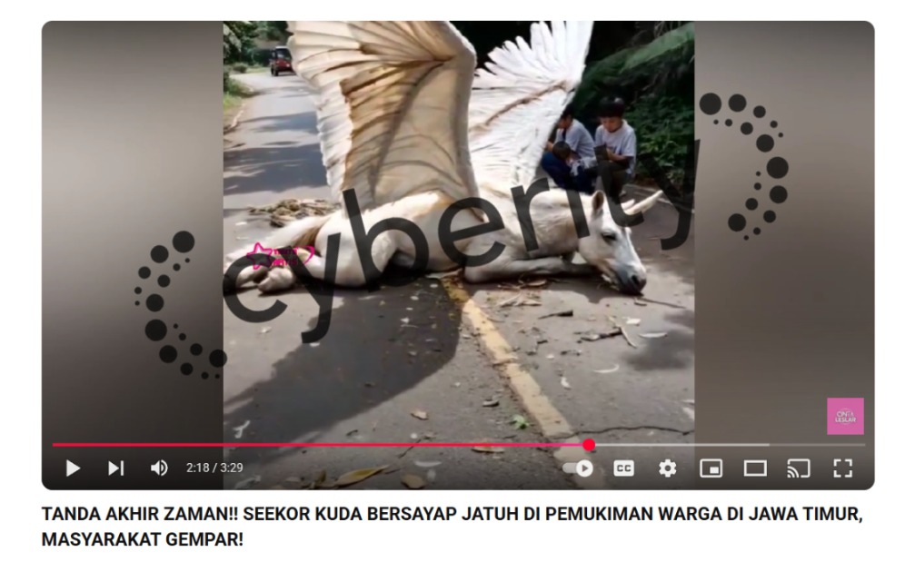 [SALAH] Seekor Kuda Bersayap Jatuh Di Pemukiman Warga Jawa Timur